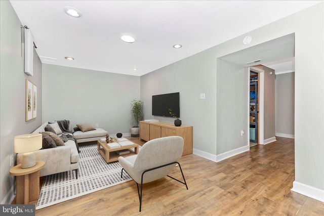 8204 RED WING CT, Frederick, MD 21701