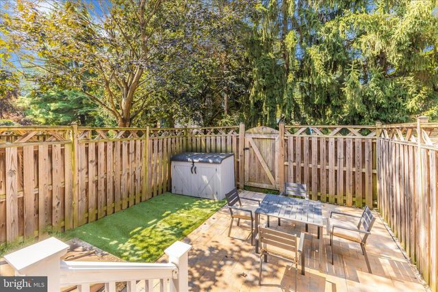 8204 RED WING CT, Frederick, MD 21701