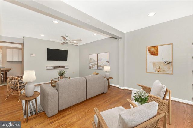 8204 RED WING CT, Frederick, MD 21701