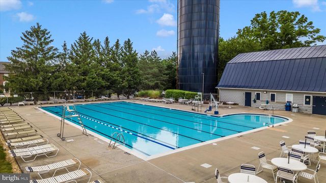 8204 RED WING CT, Frederick, MD 21701