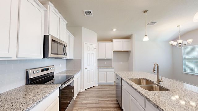 231 Water Well RD, Burnet, TX 78611