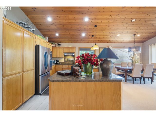 163 AMBER Ln, Cannon Beach, OR 97110