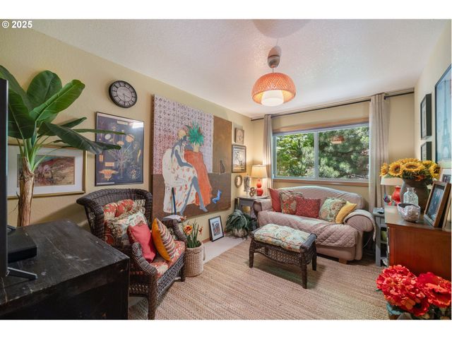 163 AMBER Ln, Cannon Beach, OR 97110