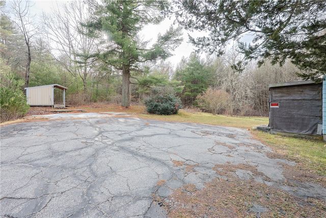 5 Lees Lane, Glocester, RI 02814