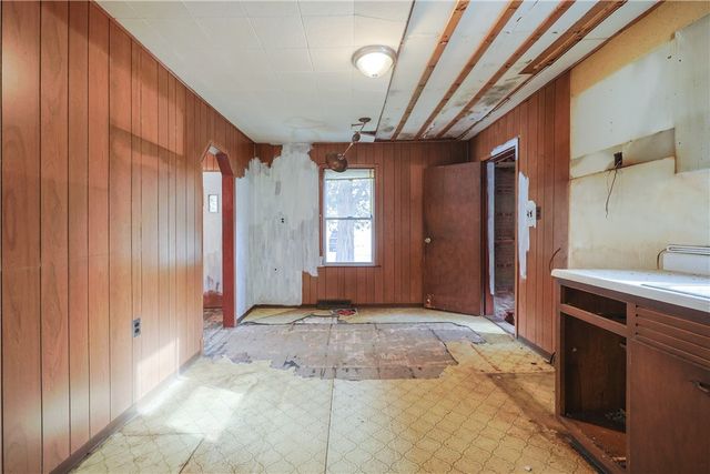 5 Lees Lane, Glocester, RI 02814