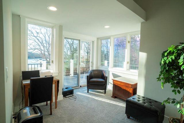 862 E 900 Road, Lawrence, KS 66047