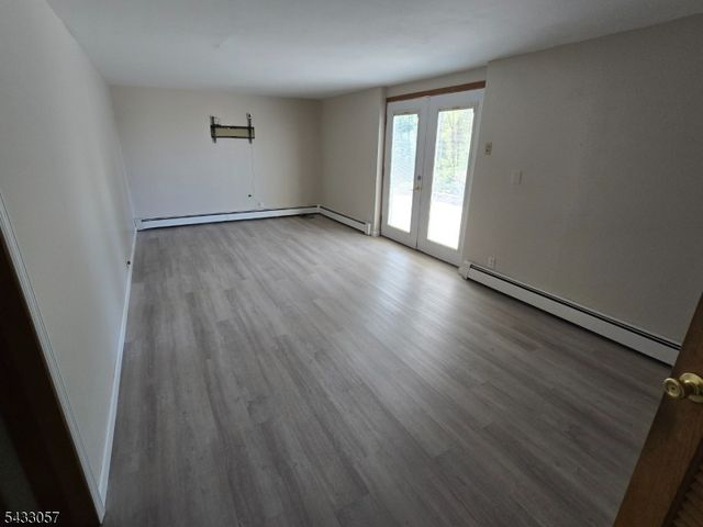21 High Point Ci, Franklin Boro, NJ 07416