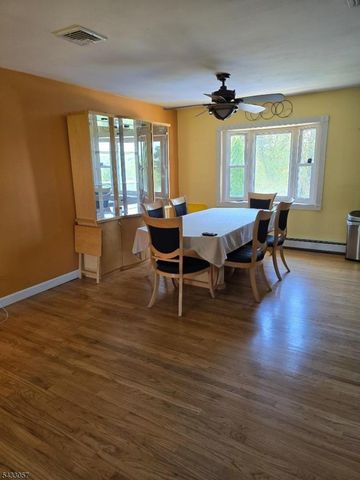 21 High Point Ci, Franklin Boro, NJ 07416