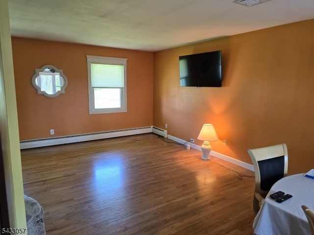 21 High Point Ci, Franklin Boro, NJ 07416