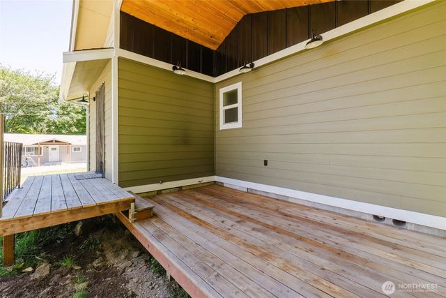1470 Starlet Lane, Port Orchard, WA 98366