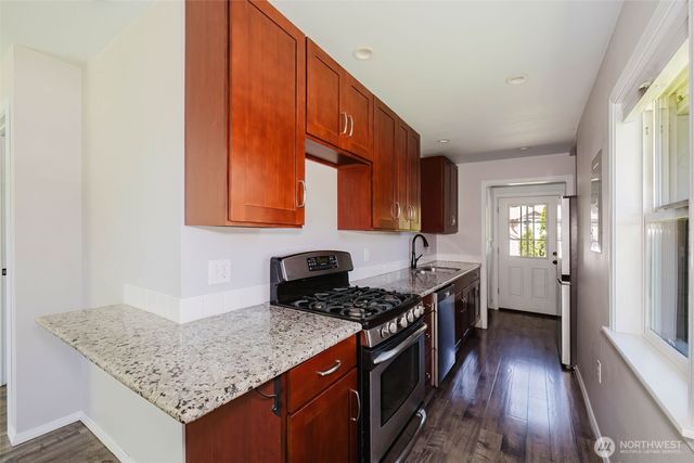 1470 Starlet Lane, Port Orchard, WA 98366