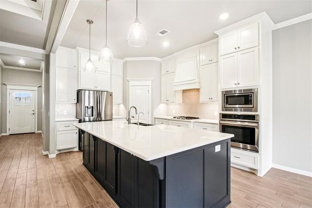 3333 NW 187th Street, Edmond, OK 73012