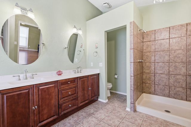 1338 Saddleback Lane, Lewisville, TX 75067