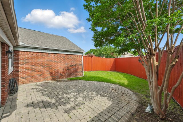 1338 Saddleback Lane, Lewisville, TX 75067