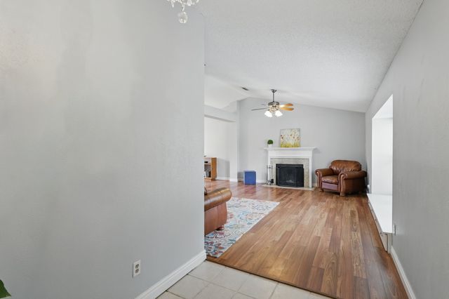 1338 Saddleback Lane, Lewisville, TX 75067