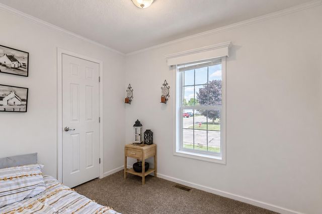 2095 Lancelot Lane, Mankato, MN 56003