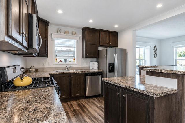 2095 Lancelot Lane, Mankato, MN 56003