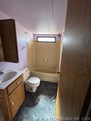 7140 W 182nd Street S, Mounds, OK 74047