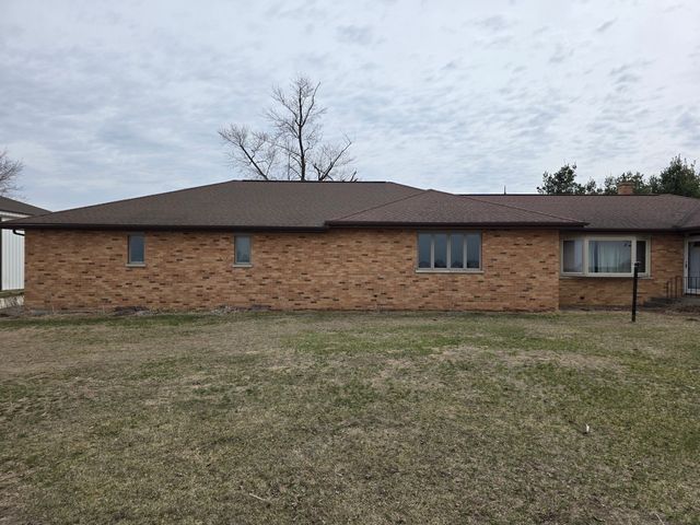 8132 Matznick Road, Prophetstown, IL 61277