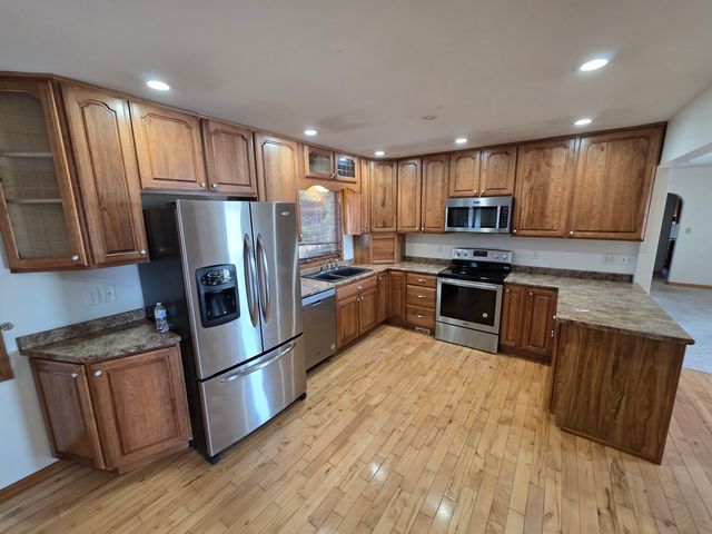 8132 Matznick Road, Prophetstown, IL 61277