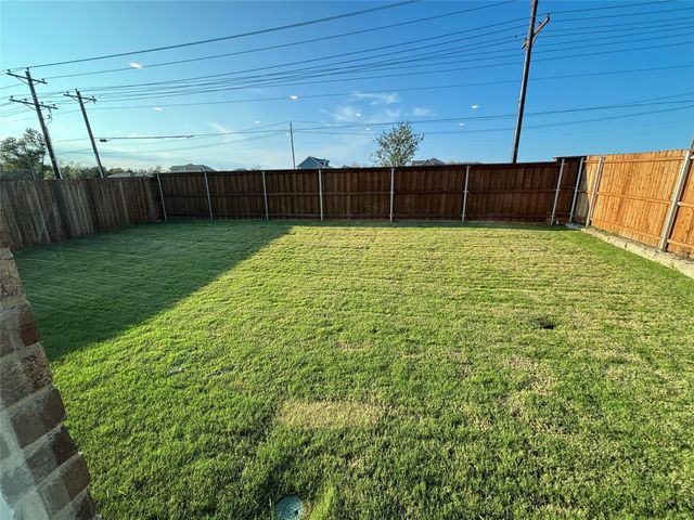 2256 Mustang Ghost Trail, Crandall, TX 75114