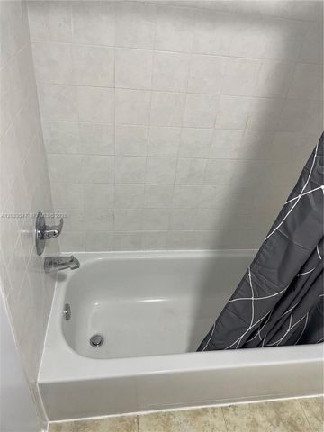 2916 NW 55th Avenue 2A, Lauderhill, FL 33313