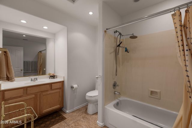 4506 E LONE CACTUS Drive, Phoenix, AZ 85050