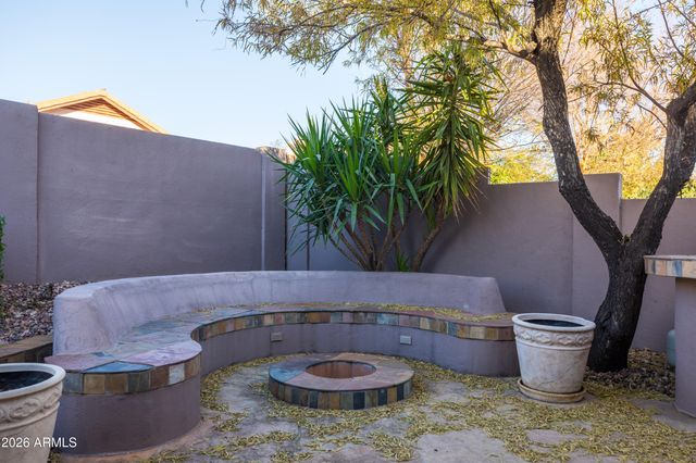 4506 E LONE CACTUS Drive, Phoenix, AZ 85050