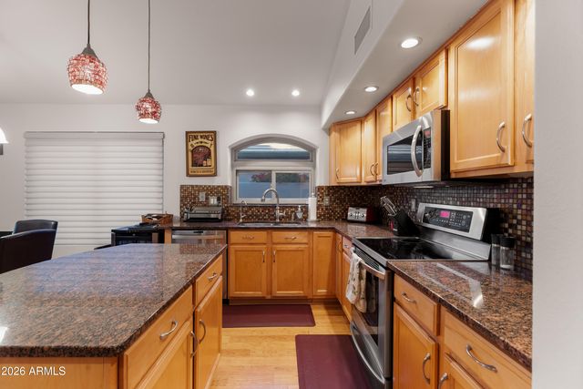 4506 E LONE CACTUS Drive, Phoenix, AZ 85050