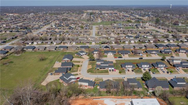 3501, 3508, 3510 SW Landau Court 4 Property Portfolio, Bentonville, AR 72712