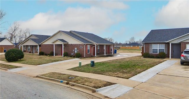 3501, 3508, 3510 SW Landau Court 4 Property Portfolio, Bentonville, AR 72712