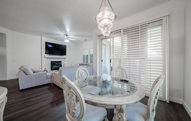 2272 Dawson Cove Lane, Clovis, CA 93611