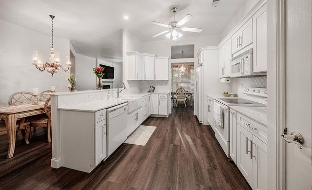 2272 Dawson Cove Lane, Clovis, CA 93611