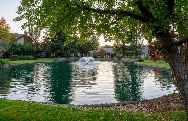 2272 Dawson Cove Lane, Clovis, CA 93611
