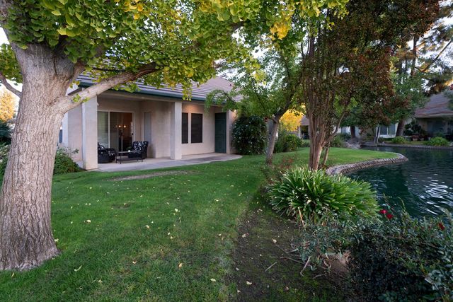 2272 Dawson Cove Lane, Clovis, CA 93611