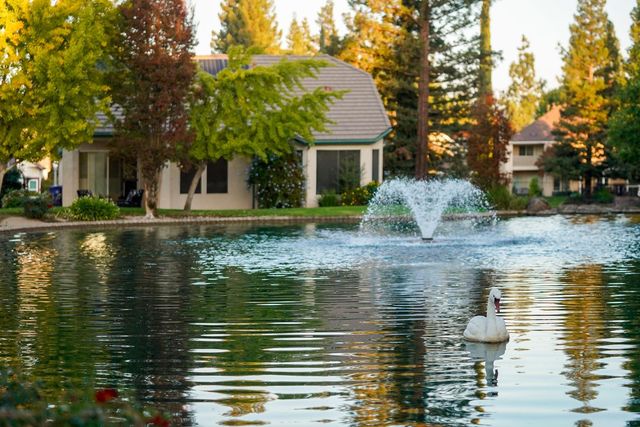 2272 Dawson Cove Lane, Clovis, CA 93611