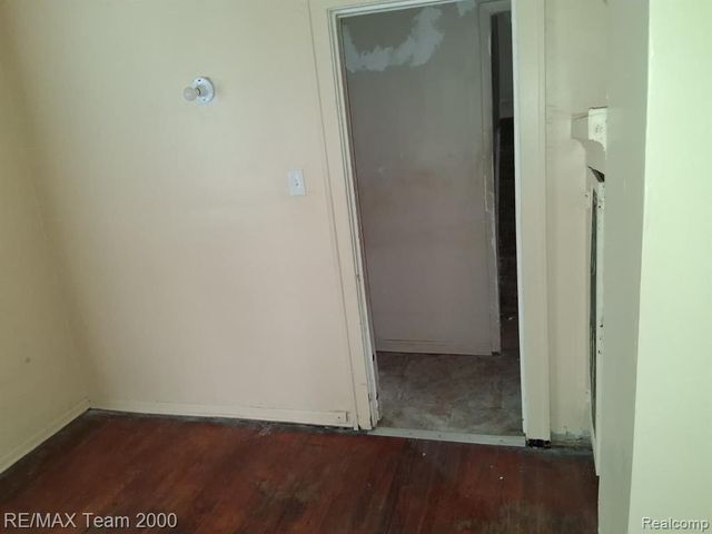 13235 Freeland, Detroit, MI 48227