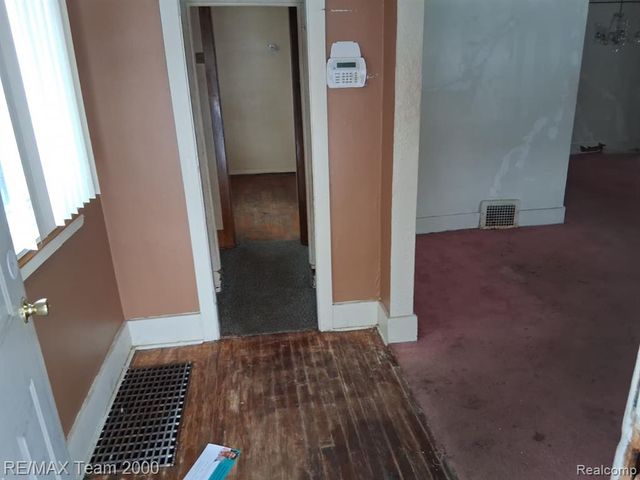 13235 Freeland, Detroit, MI 48227