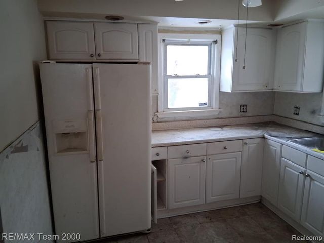 13235 Freeland, Detroit, MI 48227