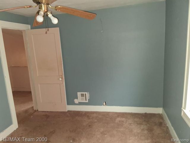 13235 Freeland, Detroit, MI 48227