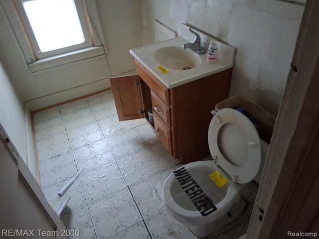 13235 Freeland, Detroit, MI 48227