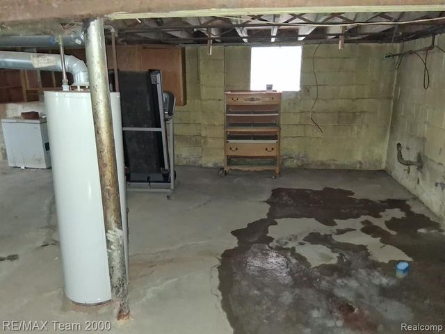 13235 Freeland, Detroit, MI 48227