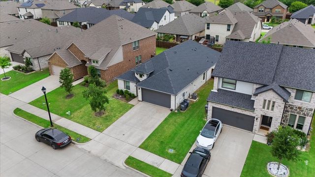 644 Erin Hills Drive, Red Oak, TX 75154