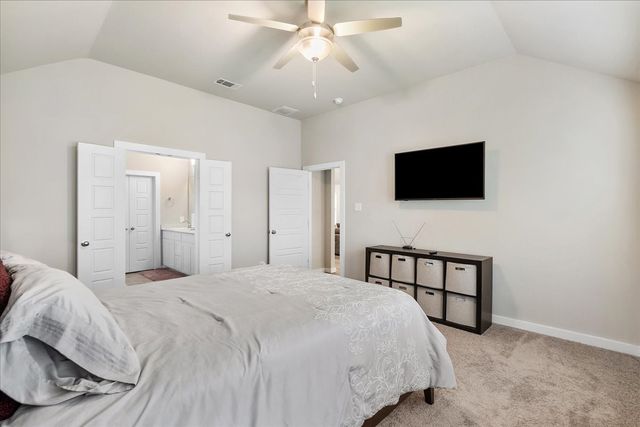 644 Erin Hills Drive, Red Oak, TX 75154