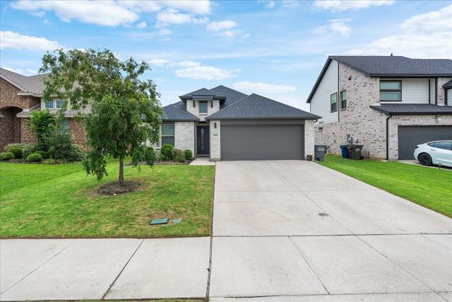 644 Erin Hills Drive, Red Oak, TX 75154