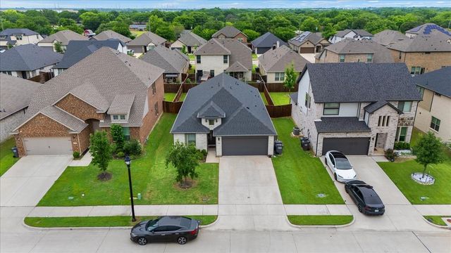 644 Erin Hills Drive, Red Oak, TX 75154