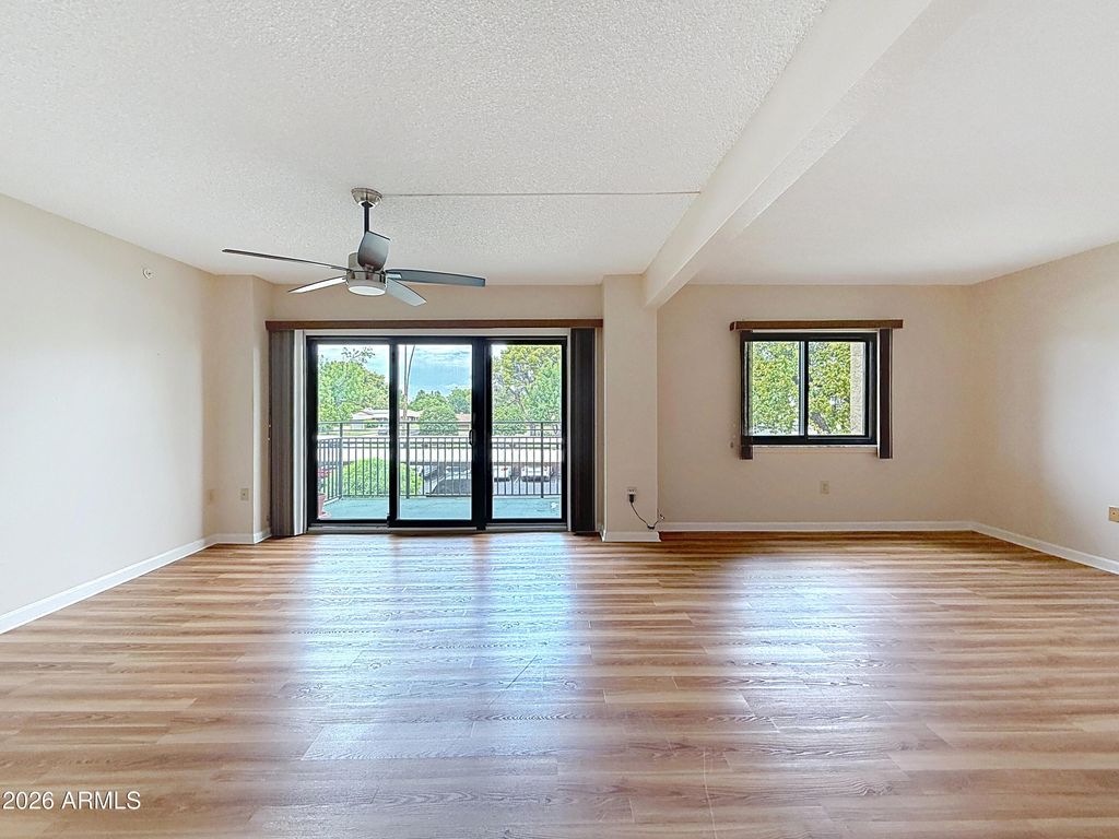 10330 W Thunderbird Boulevard C222, Sun City, AZ 85351 — photo 3