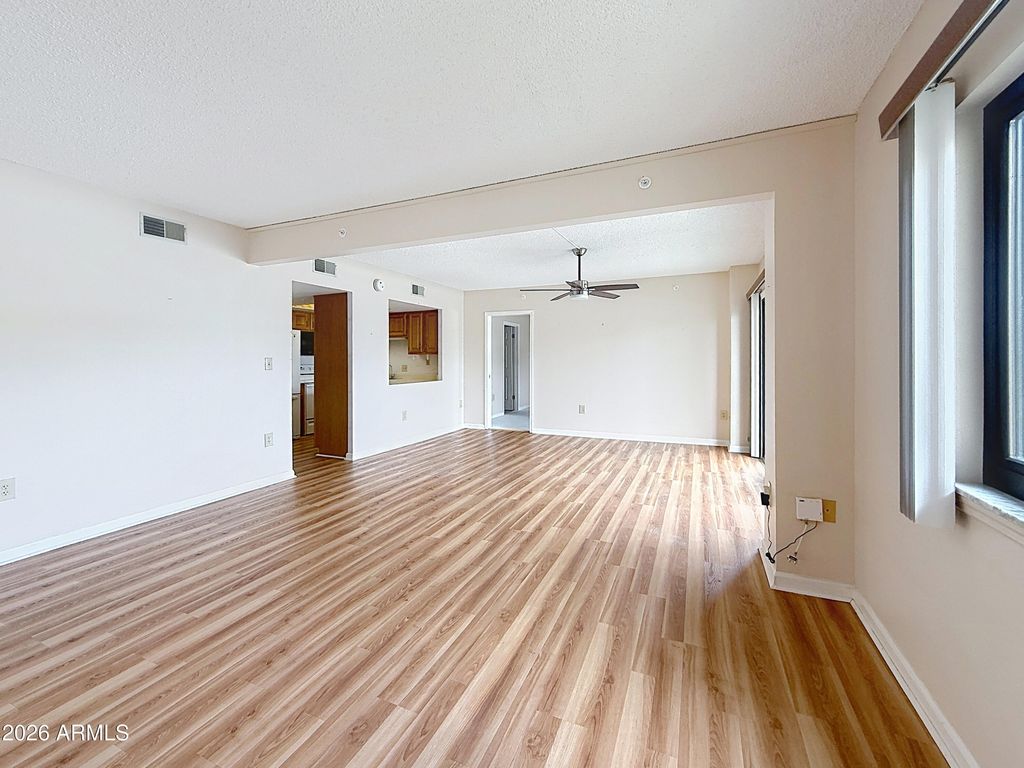 10330 W Thunderbird Boulevard C222, Sun City, AZ 85351 — photo 4