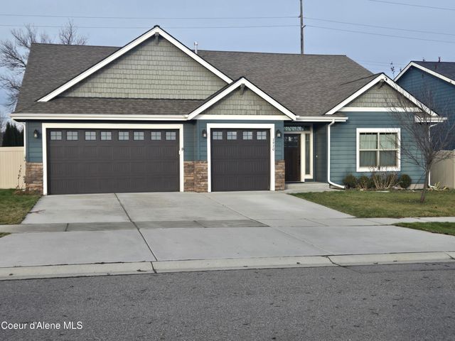 7970 N DARLENA LP, Coeur D'alene, ID 83815