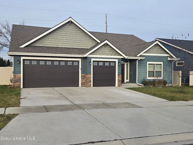 7970 N DARLENA LP, Coeur D'alene, ID 83815